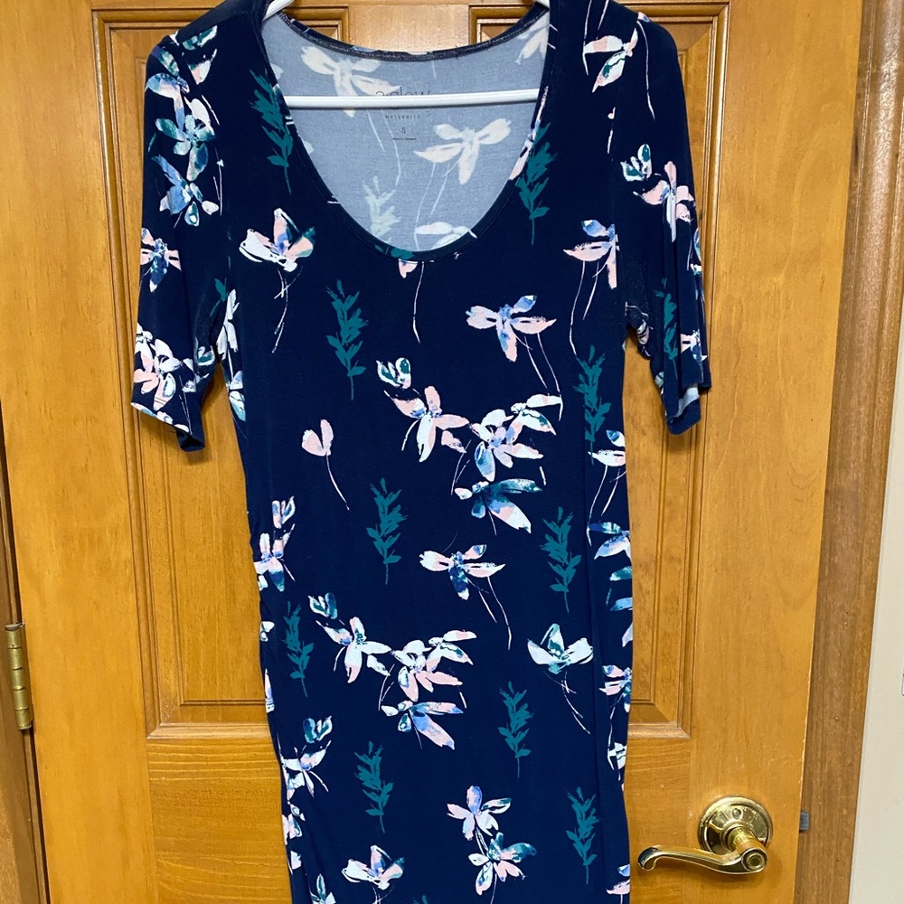 EUC floral maternity dress
